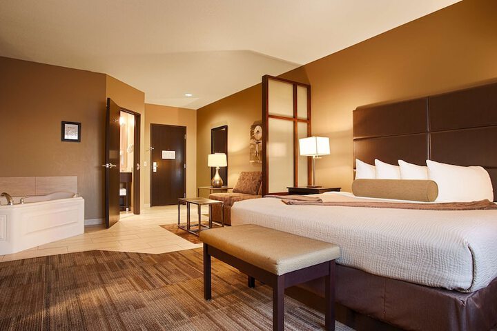 Room 9 of 20