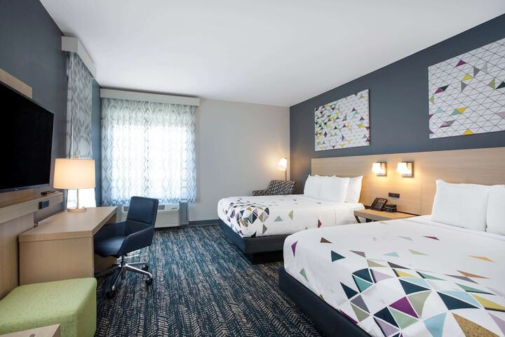 Room 18 of 29