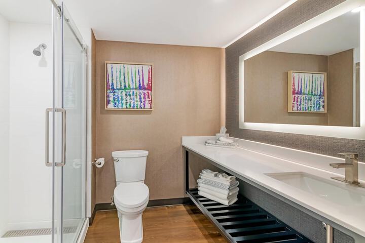 Cambria Hotel & Suites Plymouth