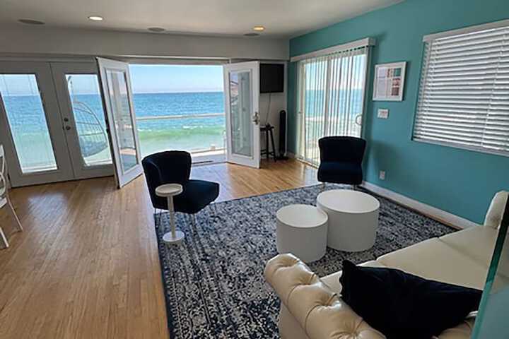 Malibu Beach Paradise Apartments