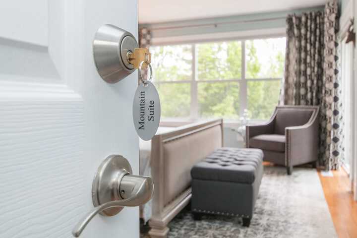 Craigleith Manor Bed & Breakfast