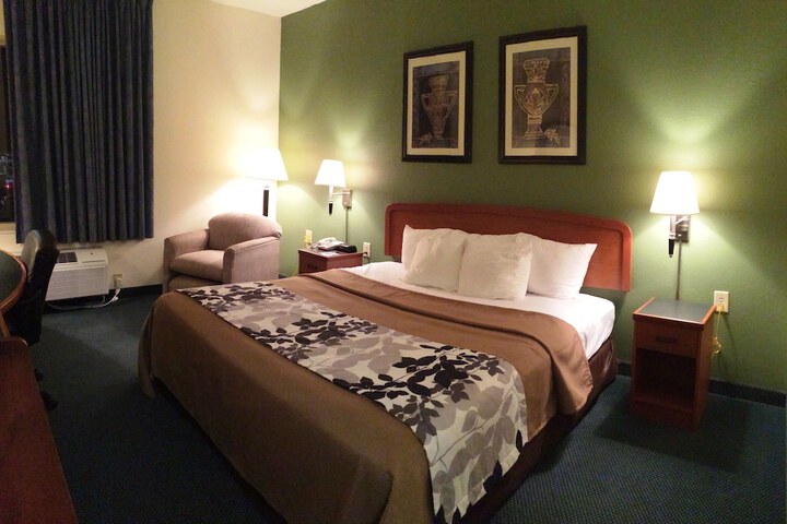 Room 18 of 55