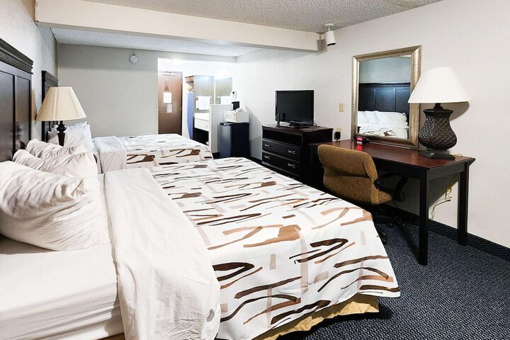 Room 13 of 15
