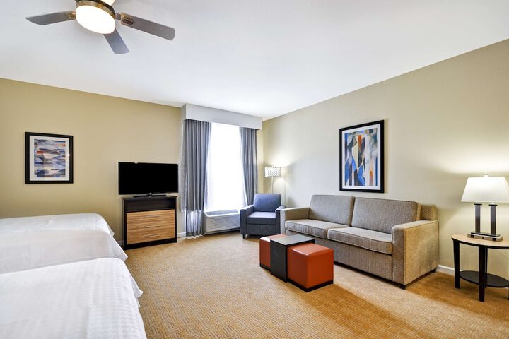 Room 16 of 34