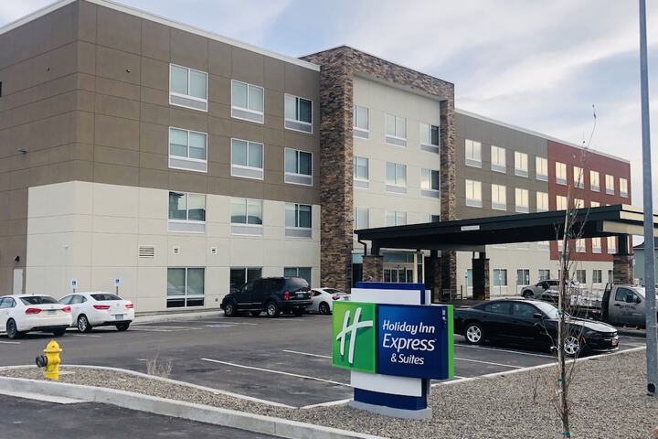 Holiday Inn Express & Suites Elko by IHG