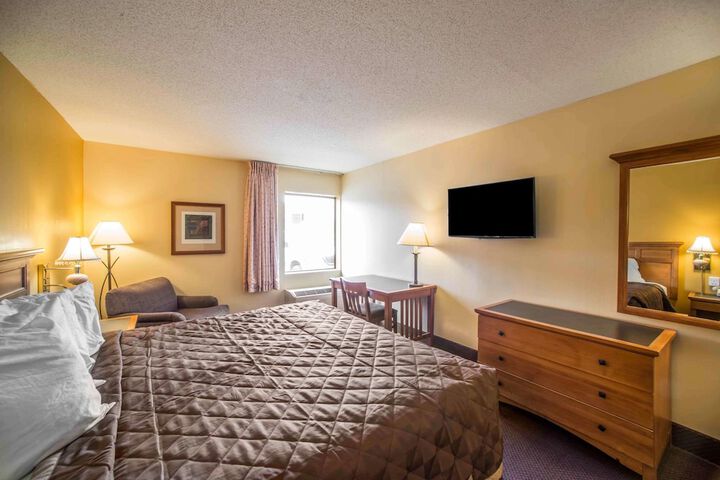 Room 28 of 36
