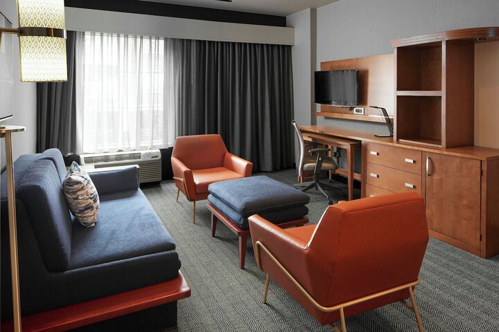 Room 20 of 46