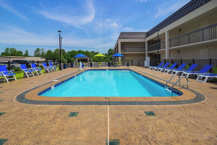 Pool 4 of 52