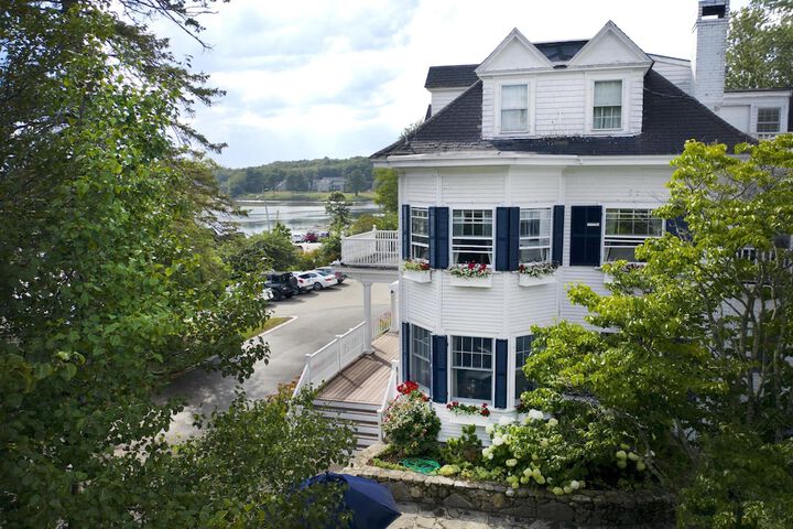 Kennebunkport Inn