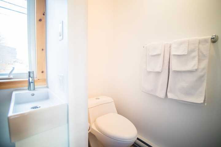 Room 35 of 99
