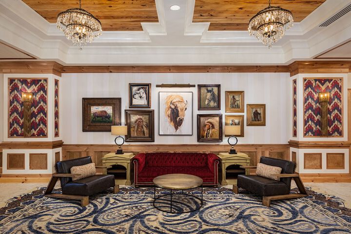 Hotel Interior 11 of 40