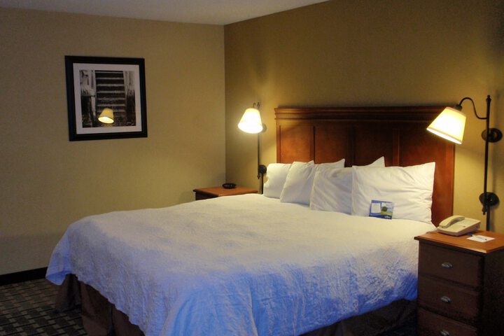 Room 22 of 28