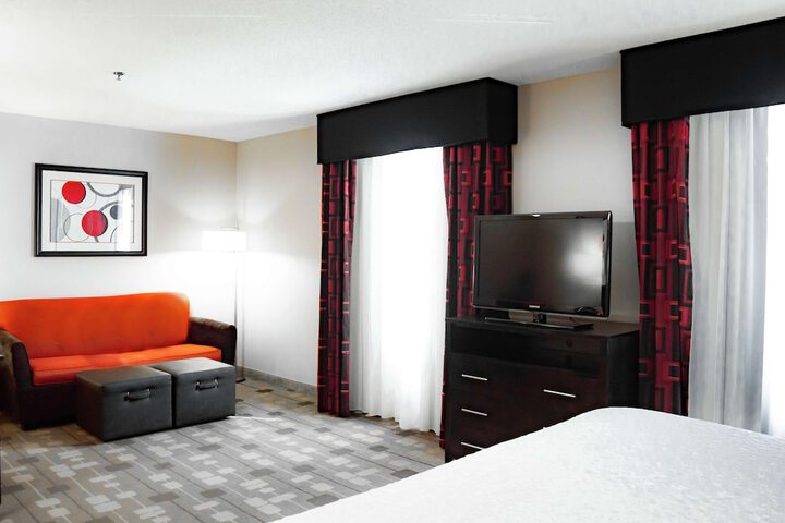 Room 6 of 22