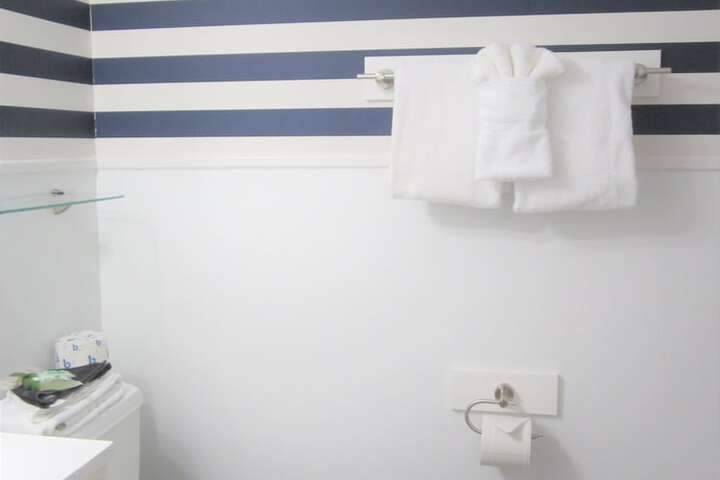 Room 31 of 51