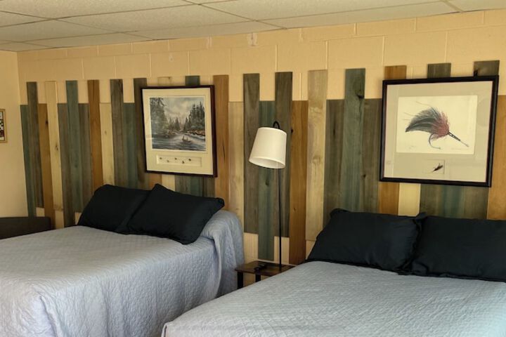 Riverview Inn