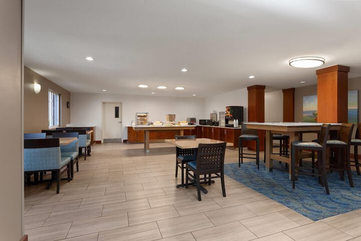 Hawthorn Extended Stay by Wyndham Naples