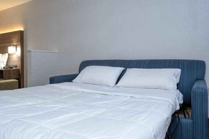 Holiday Inn Express Radcliff-Fort Knox by IHG