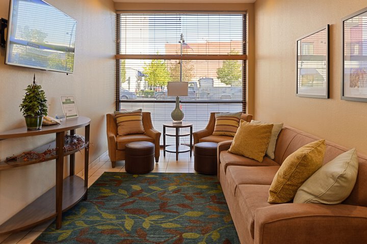 Hotel 4 of 61