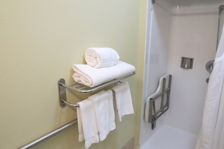 Room 43 of 74