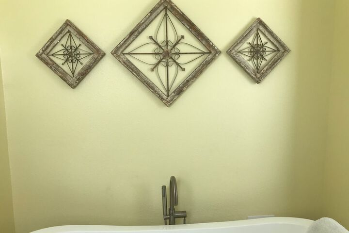 Room 14 of 43