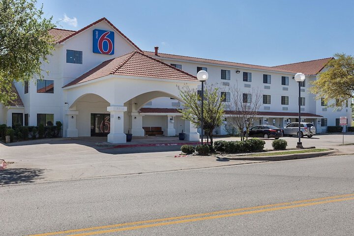 Motel 6 Bedford TX - Fort Worth