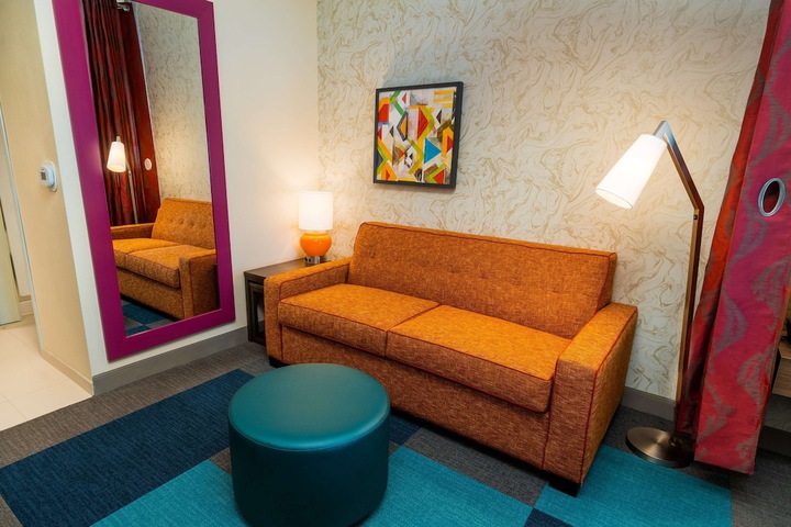 Room 42 of 69