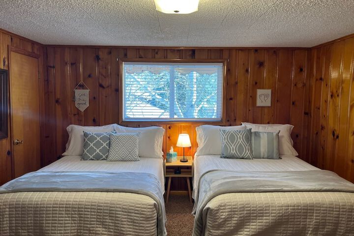 Room 70 of 236
