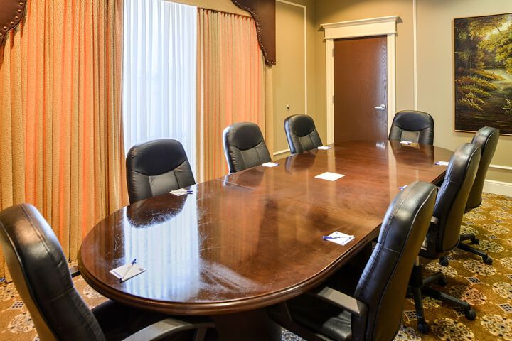 Holiday Inn Express & Suites Wichita Falls by IHG