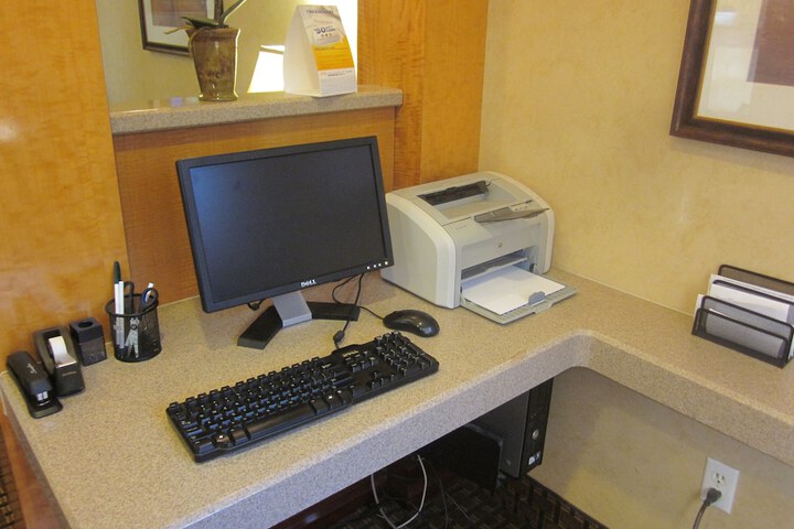 Business Center 58 of 59