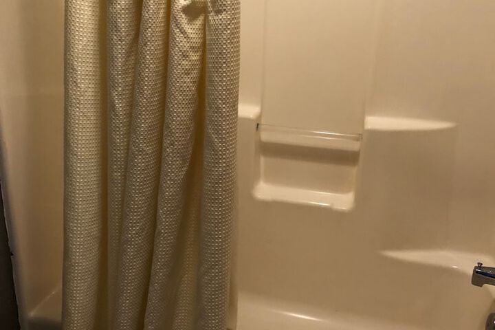 Room 11 of 29