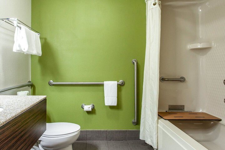 Room 25 of 45