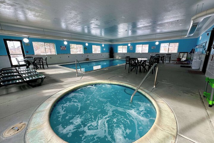 Pool 10 of 54
