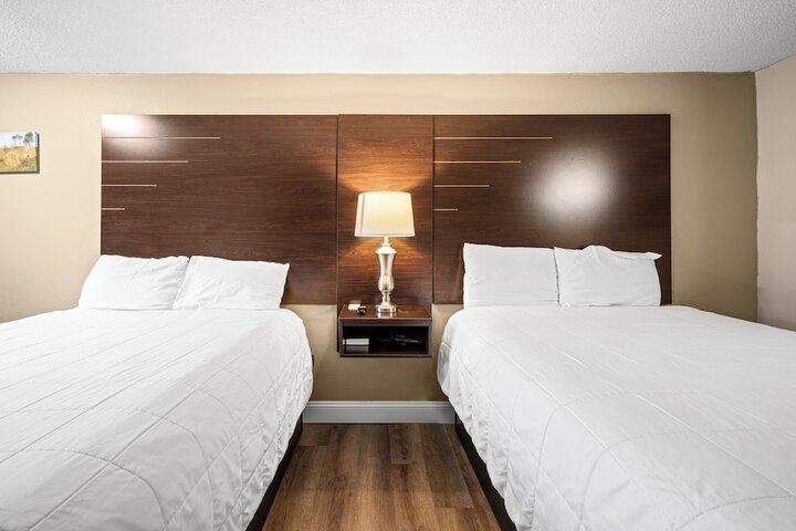 Room 44 of 79