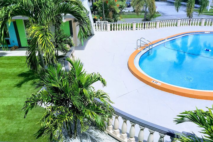 Pool 28 of 92