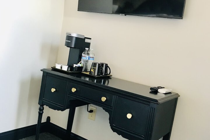 Room 61 of 92