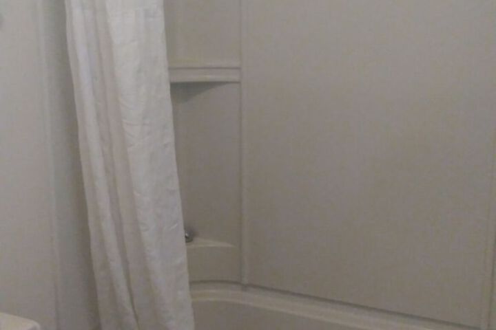 Room 14 of 26