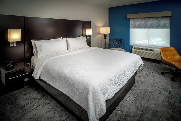 Room 48 of 110