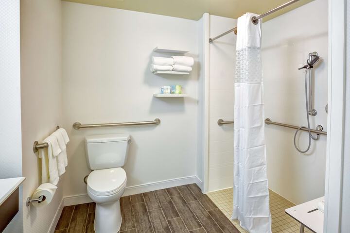 Hampton Inn Boston - Norwood