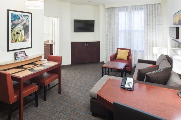 Room 20 of 39