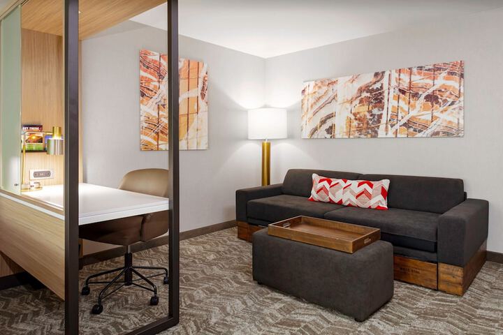 Room 14 of 20