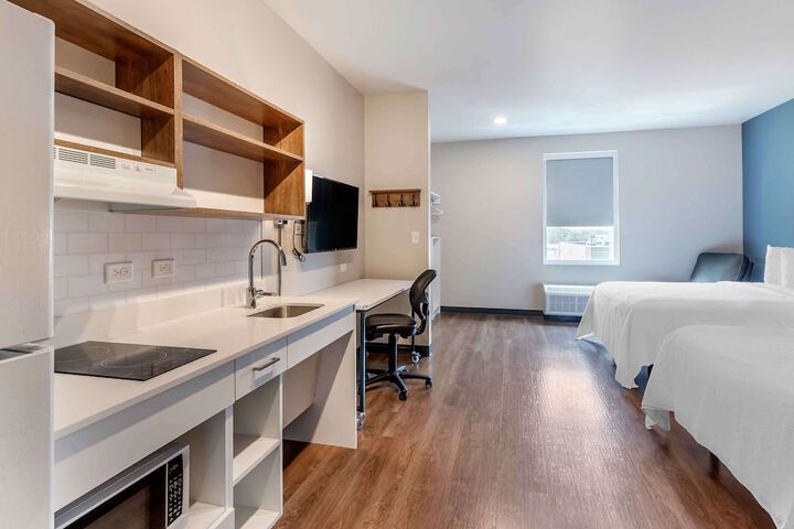 Room 18 of 32