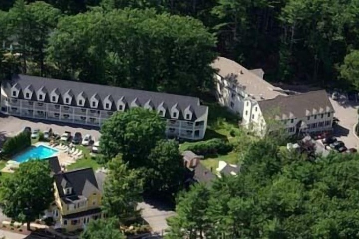 Hotel 6 of 82