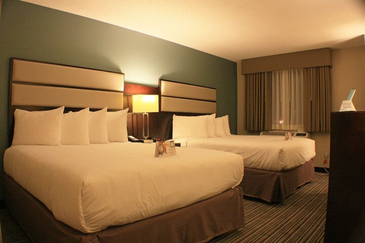 Room 9 of 36
