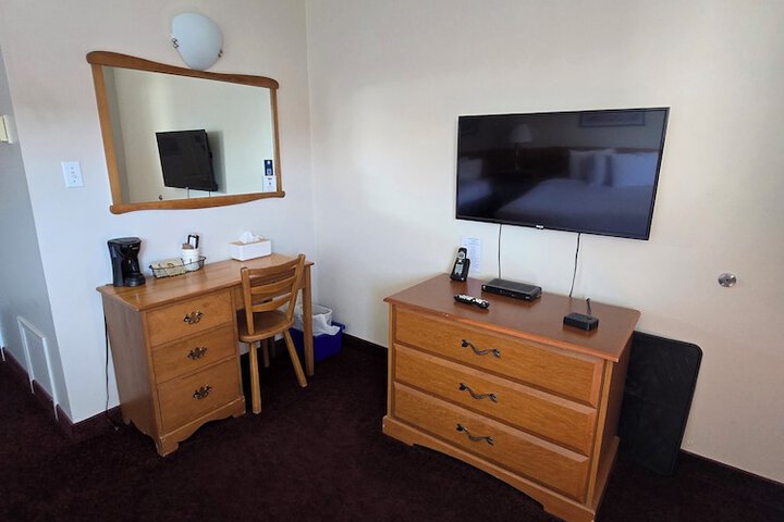 Room 68 of 84