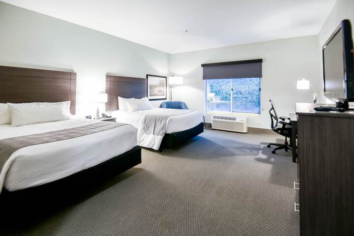 Room 52 of 98