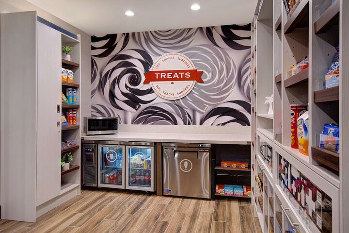 Hampton Inn & Suites Ontario Rancho Cucamonga
