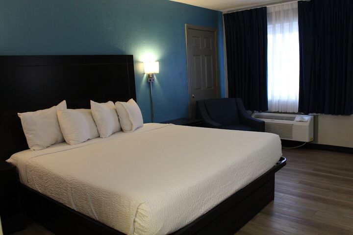 Days Inn by Wyndham Wrightstown McGuire AFB / Bordentown