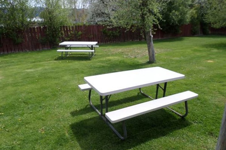 Property Grounds 23 of 26