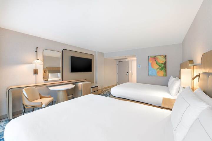 Room 18 of 100