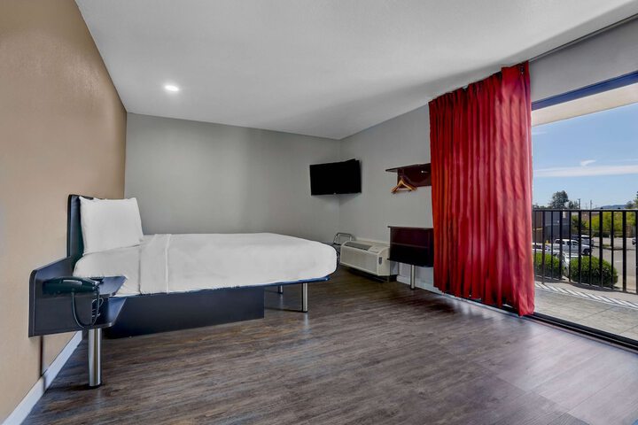 Motel 6 Ukiah CA - North